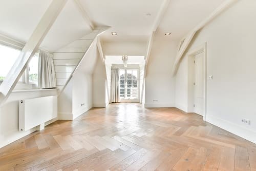 Aménagement des combles à Paris 75004 : conseils pratiques optimisez l'espace sous votre toit grâce à notre service d'aménagement de combles à paris 75004. solution sur-mesure, conseils, devis gratuit et réalisation de qualité pour valoriser votre intérieur.