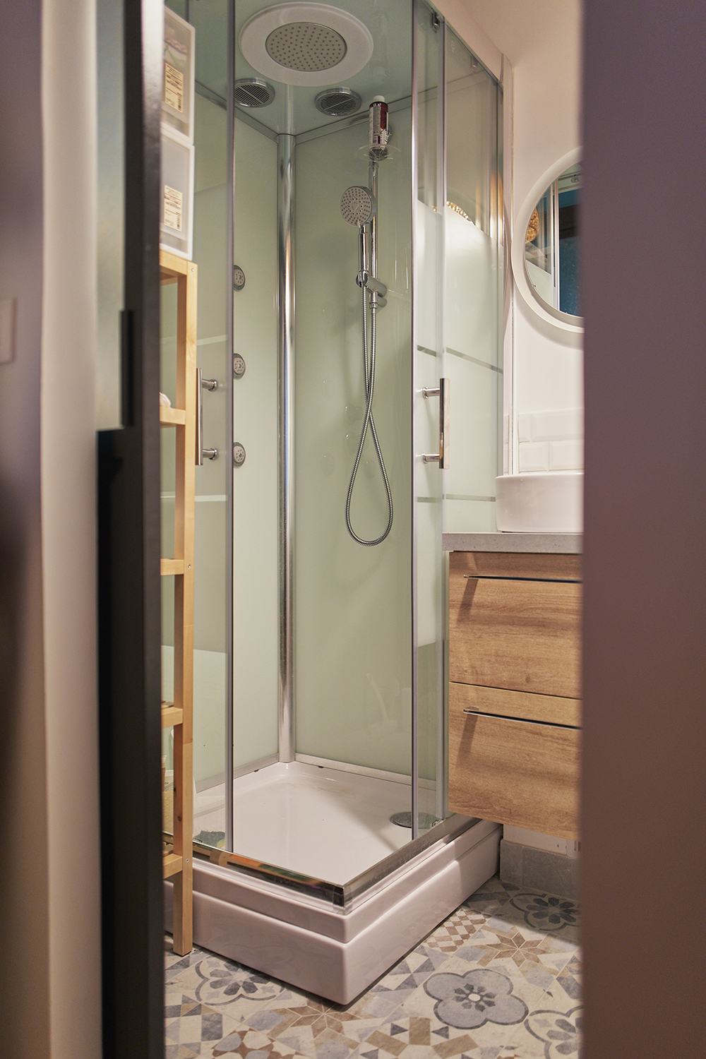 Aménager une petite salle de bain à Paris 75004 : idées pratiques découvrez nos solutions d’aménagement de salle de bain à paris 75004 : conception sur-mesure, rénovation complète et optimisation de l’espace par des experts locaux. obtenez un devis gratuit !