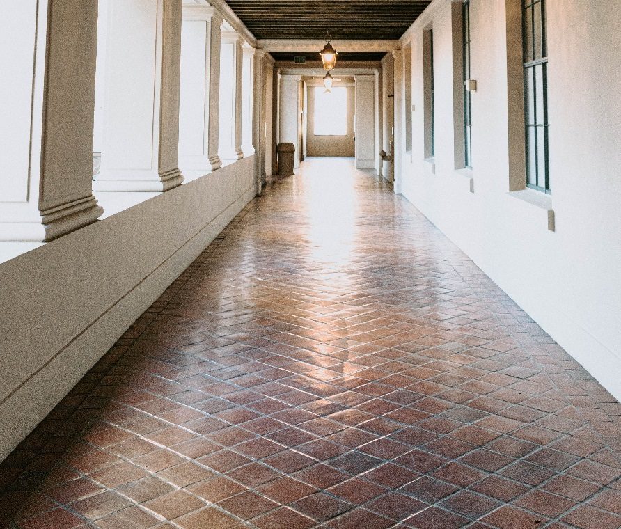 Artisan travaux à Paris 75004 : rénover votre appartement avec des experts locaux confiez vos travaux à un artisan rénovation qualifié à paris 75004. rénovation intérieure, aménagement, peinture, devis gratuit et accompagnement sur-mesure. qualité et savoir-faire pour tous vos projets.