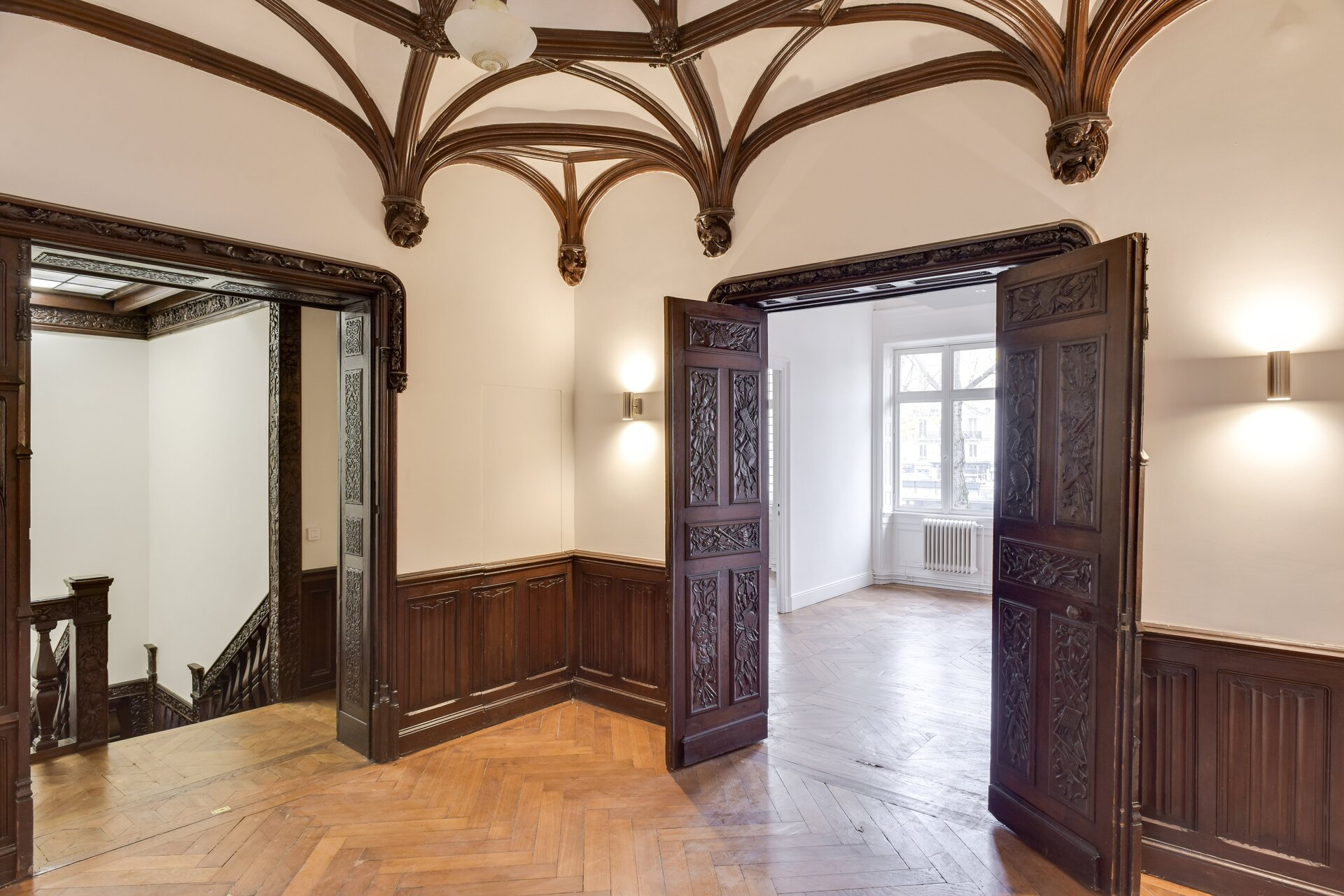 Transformez votre intérieur à Paris 75004 : Découvrez nos artisans spécialisés en travaux ! trouvez les meilleurs artisans pour vos travaux à paris 75004 : rénovation, dépannage, aménagement. des professionnels qualifiés à votre service dans le marais.
