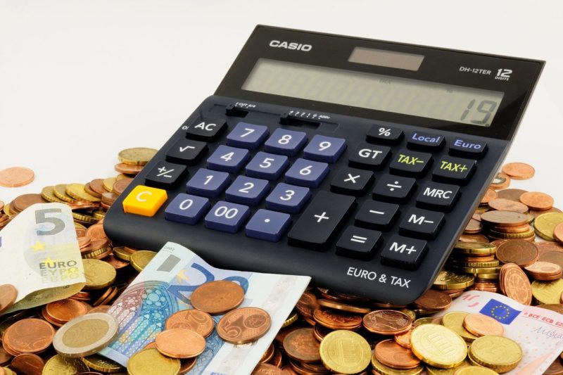 Budget rénovation à Paris : Quel est le coût d'un artisan ? coût d’un artisan à paris : tarifs moyens, frais de déplacement, main-d’œuvre et devis. comparez les prix et trouvez le bon professionnel rapidement.