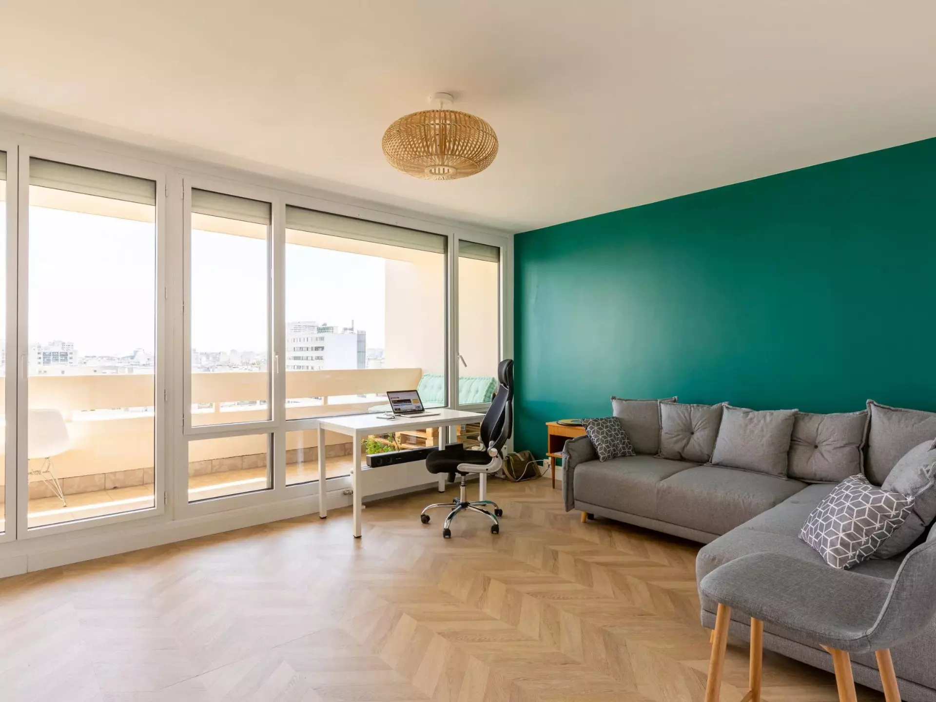 prix rénovation appartement paris découvrez le coût de rénovation d'un appartement à paris : prix moyens au m², principaux travaux, conseils pour estimer votre budget et réaliser des économies sur votre projet de rénovation.
