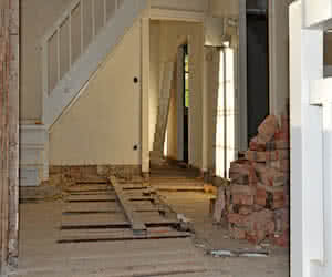 prix rénovation studio 20m2 découvrez tous les facteurs influençant le coût de rénovation d’un studio, des estimations de prix aux conseils pour optimiser votre budget et réussir vos travaux en toute sérénité.