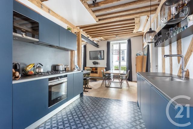 rénovation cuisine 75004 découvrez les délices culinaires du 75004 ! explorez les restaurants, cafés et marchés locaux qui font la renommée de cette charmante cuisine française. retrouvez des recettes authentiques et des conseils pour savourer les spécialités parisiennes dans le cœur du 4ème arrondissement.