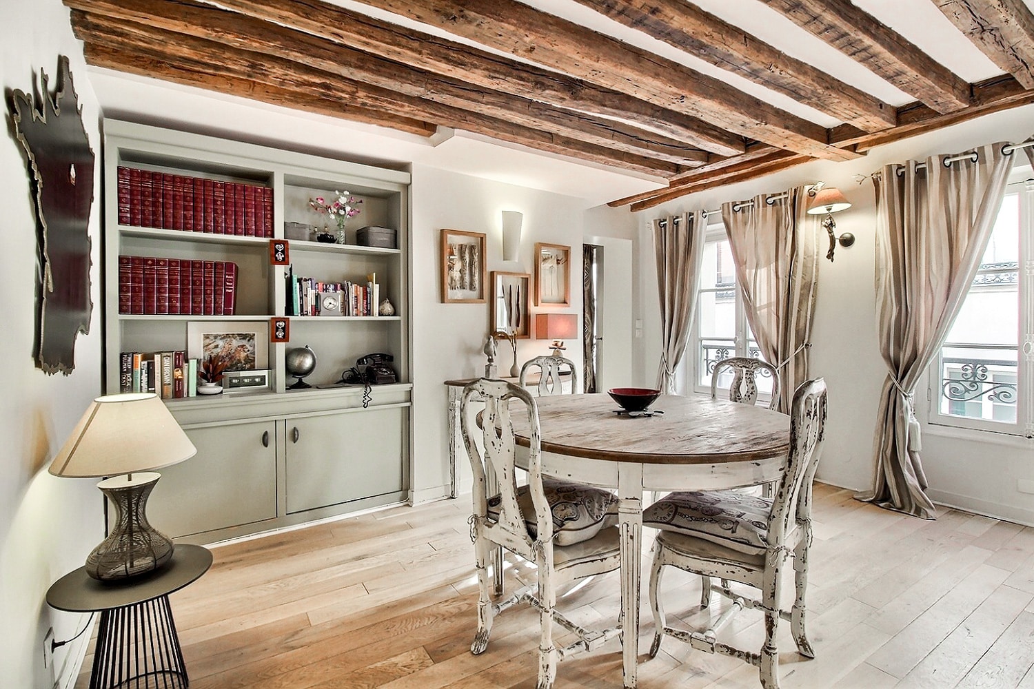 Les tendances de décoration pour vos travaux à Paris 75004 découvrez des idées inspirantes pour la décoration dans le 4ème arrondissement de paris. des tendances modernes aux touches vintage, transformez votre espace en un lieu unique et chaleureux, reflet de votre style personnel.