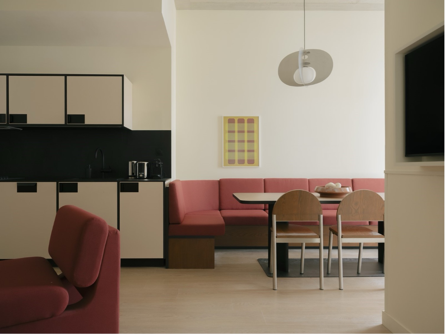 Le Hameau : Inauguration de la seconde résidence Edgar Suites dans le 15e arrondissement de Paris assistez à l'inauguration d'edgar suites dans le 15e arrondissement de paris : découvrez des appartements élégants, des services innovants et une expérience unique au cœur de la capitale.