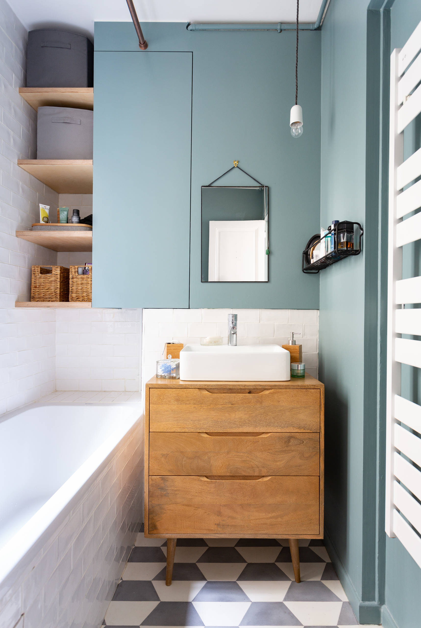 Les meilleures salles de bain rénovées à Paris 75004 pour s'inspirer découvrez des idées élégantes pour la rénovation et la décoration de salles de bain à paris 75004 : astuces tendance, matériaux modernes et inspirations parisiennes pour transformer votre espace.