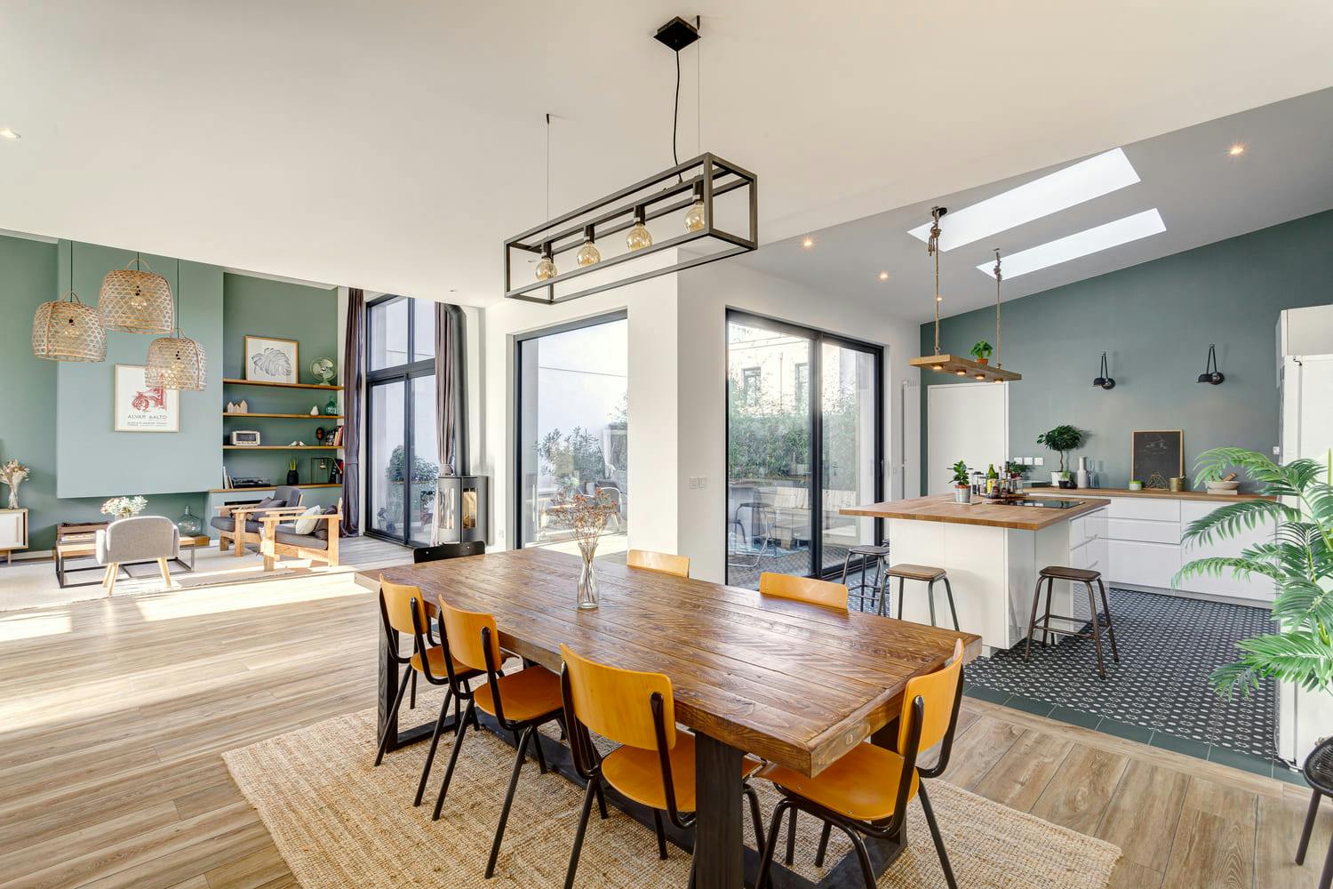 Combien investir dans la rénovation de votre maison à Paris ? découvrez comment investir dans la rénovation de maison à paris : conseils, étapes clés et astuces pour valoriser votre bien immobilier et maximiser votre rentabilité.