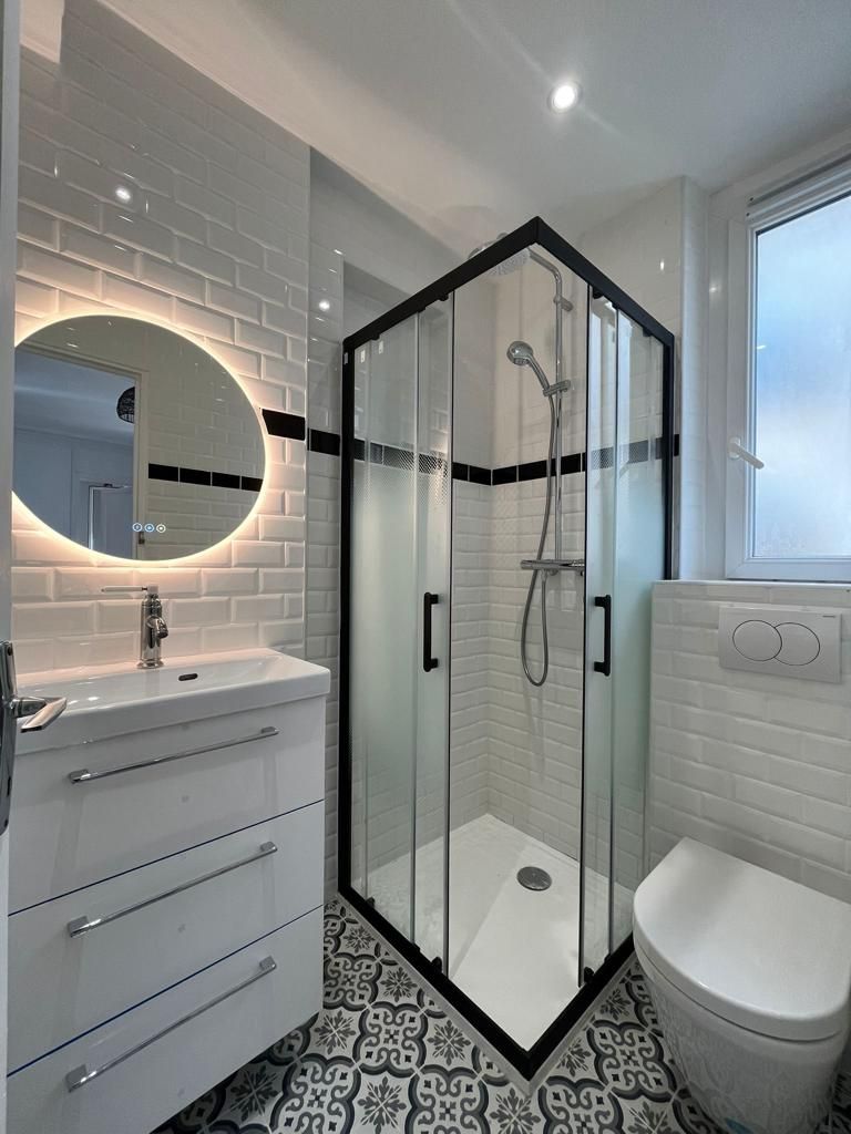 Les meilleurs matériaux pour une salle de bain rénovée durable à Paris 75004 découvrez les meilleurs matériaux durables pour votre salle de bain à paris 75004. conseils, sélection écologique et solutions innovantes pour un espace à la fois design et responsable.