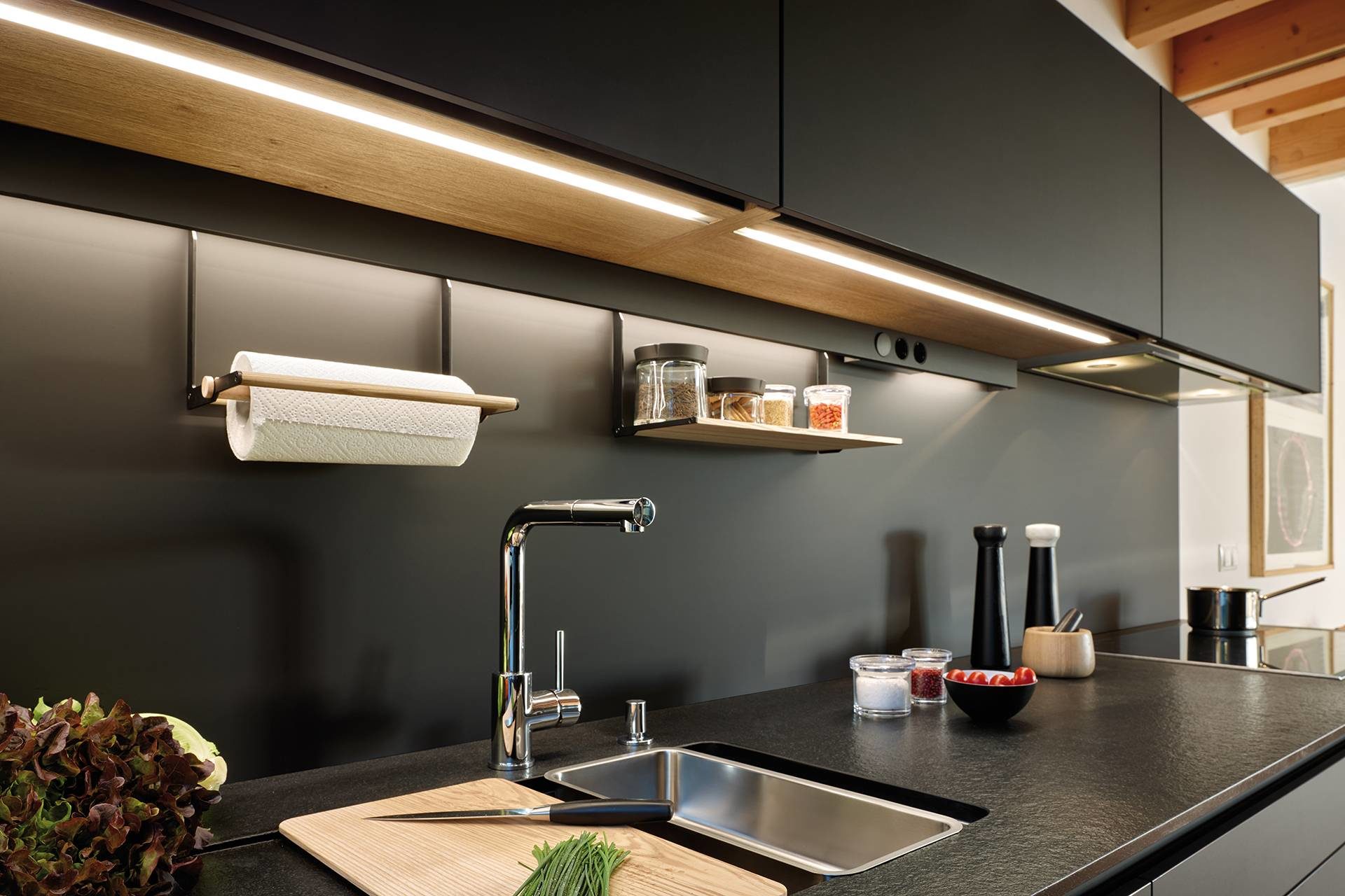 Comment maximiser la lumière naturelle dans une cuisine parisienne rénovée ? découvrez nos astuces pour maximiser la lumière naturelle dans votre cuisine et créer un espace lumineux, accueillant et fonctionnel. idées déco, aménagement et conseils pratiques pour une pièce baignée de soleil toute la journée.