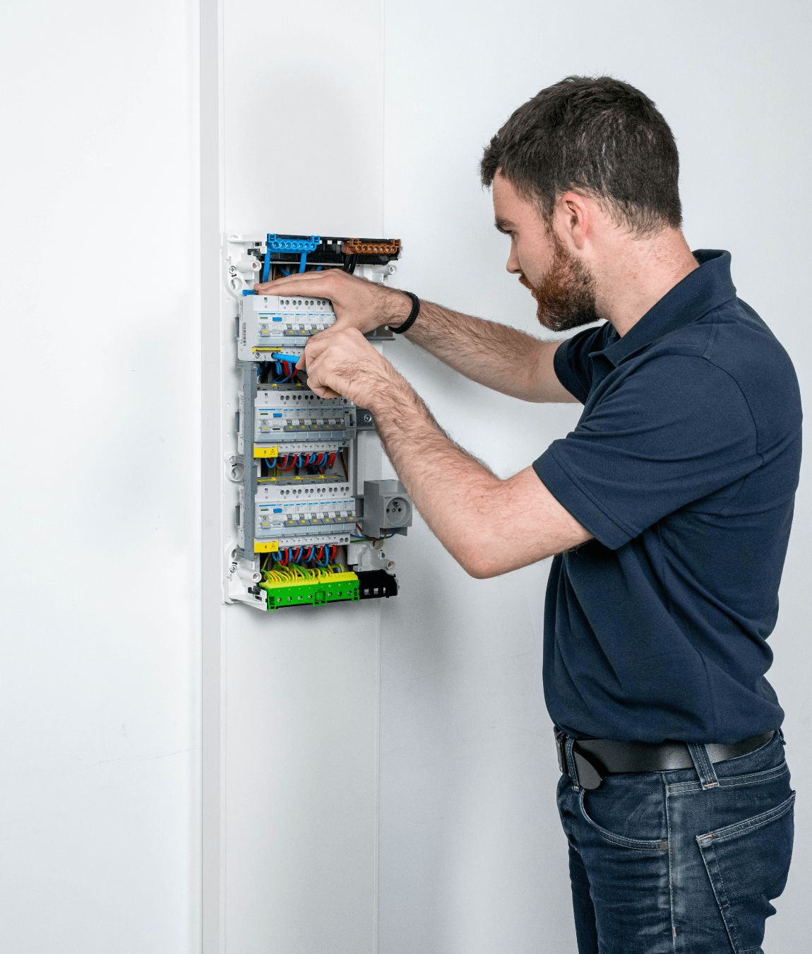 mise aux normes électrique - conseils et devis Paris 4ᵉ découvrez les normes électriques en vigueur à paris 4ᵉ, essentielles pour garantir la sécurité et la conformité de vos installations électriques. informez-vous sur les réglementations locales, les standards de qualité et les conseils pratiques pour respecter les exigences légales tout en assurant un environnement sûr.