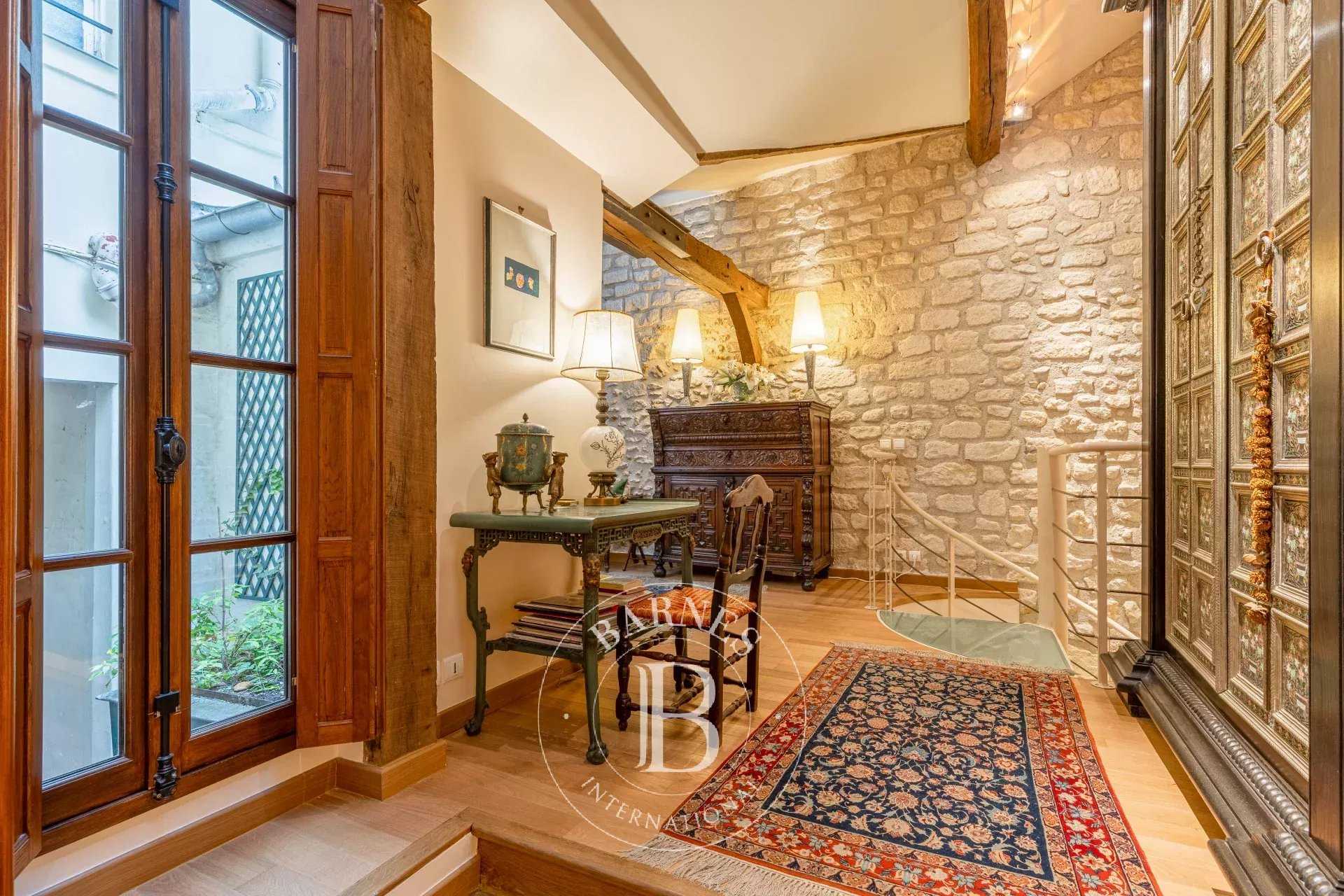 découvrez nos conseils et astuces pour optimiser votre espace dans le 75004. transformez chaque mètre carré en un lieu fonctionnel et esthétique, que ce soit pour un appartement ou un bureau. améliorez votre environnement et gagnez en confort dès aujourd'hui !