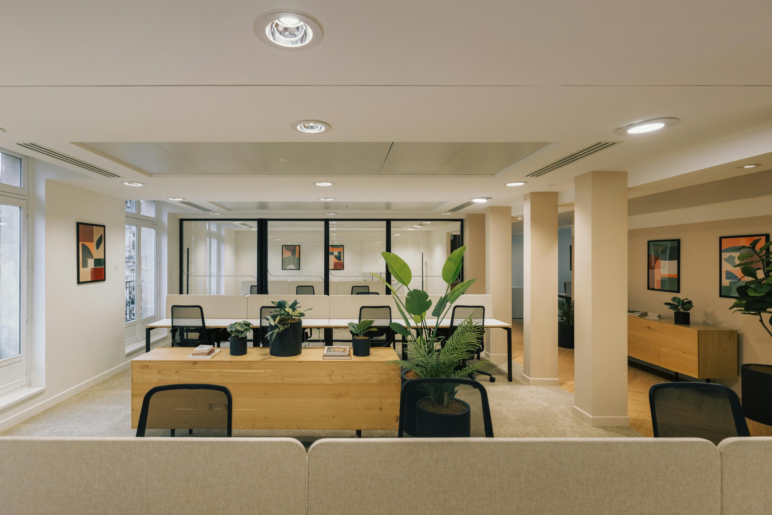 optimisez votre espace avec des travaux sur mesure &agrave; paris 75004 : r&eacute;novation, agencement intelligent, gain de place, devis rapide, artisans qualifi&eacute;s.