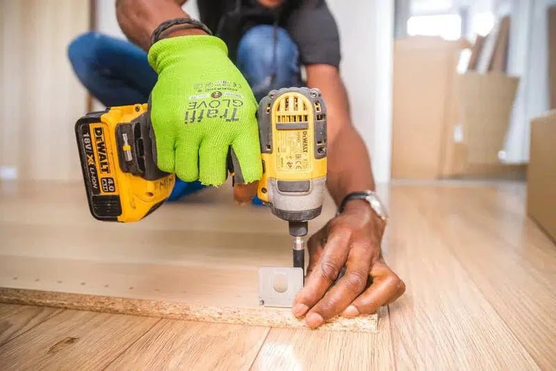 découvrez les outils de bricolage indispensables pour réussir la rénovation de votre appartement. transformez votre espace avec les équipements essentiels qui allient praticité et efficacité, pour tous vos projets de rénovation.