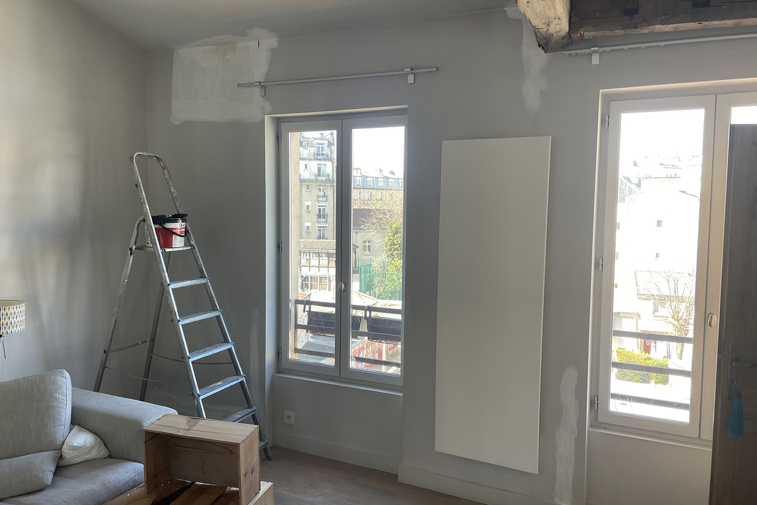 peinture intérieure sur mesure Paris 75004 découvrez nos services de peinture intérieure à paris 75004, offrant des solutions personnalisées pour embellir votre espace de vie. équipe d