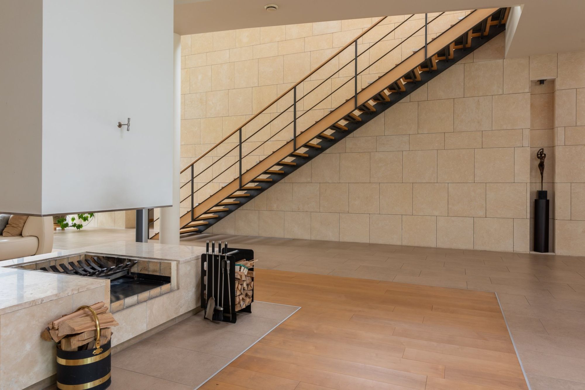 tout savoir sur la prix rénovation maison Paris 75004 découvrez les prix de la rénovation de maison à paris 75004. obtenez des conseils d'experts, comparez les offres et trouvez les meilleures solutions pour transformer votre logement en un espace moderne et accueillant.