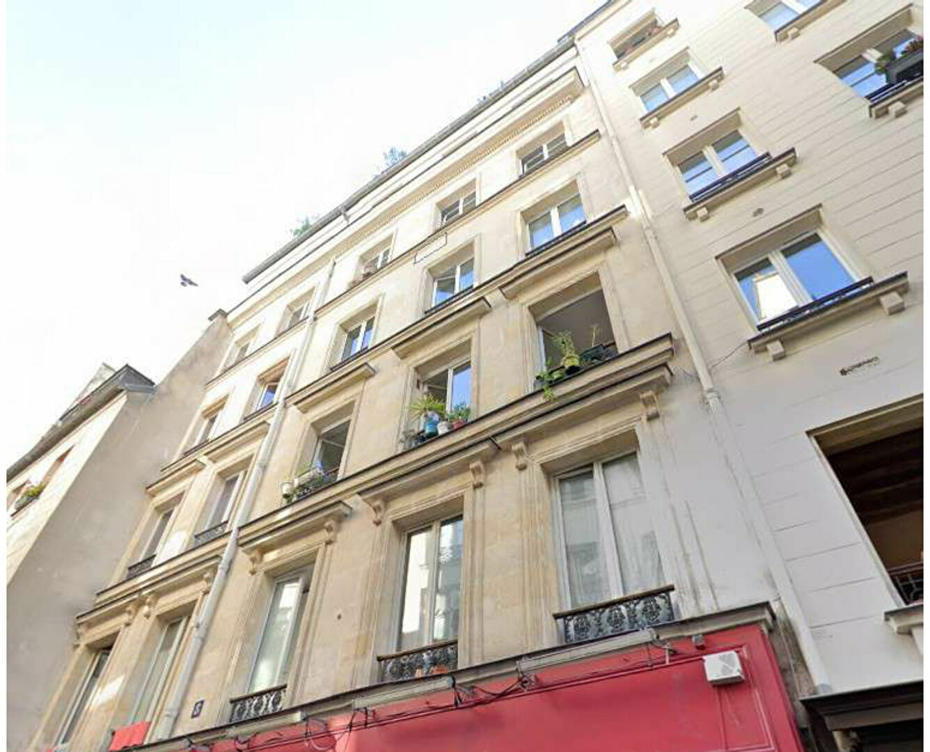 Petits travaux de rénovation : quel prix à Paris 75004 ? découvrez les prix de la rénovation à paris 75004 : devis, coûts moyens au m², conseils pour bien estimer votre projet et trouver des artisans qualifiés dans le marais.