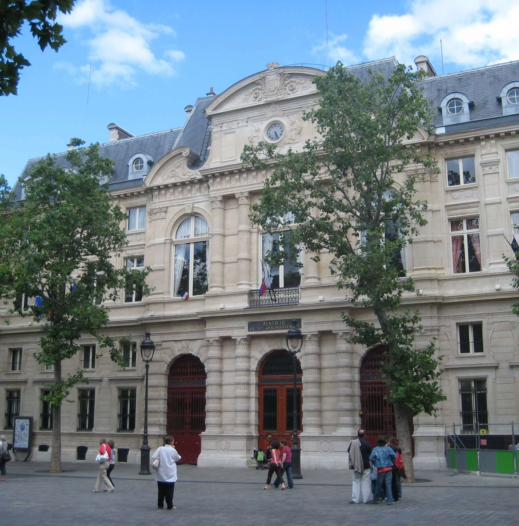 d&eacute;couvrez nos services de r&eacute;novation dans le 4ᵉ arrondissement. transformez vos espaces avec des solutions sur mesure, alliant esth&eacute;tique et fonctionnalit&eacute;. contactez-nous pour un devis gratuit et donnez vie &agrave; vos projets de r&eacute;novation.