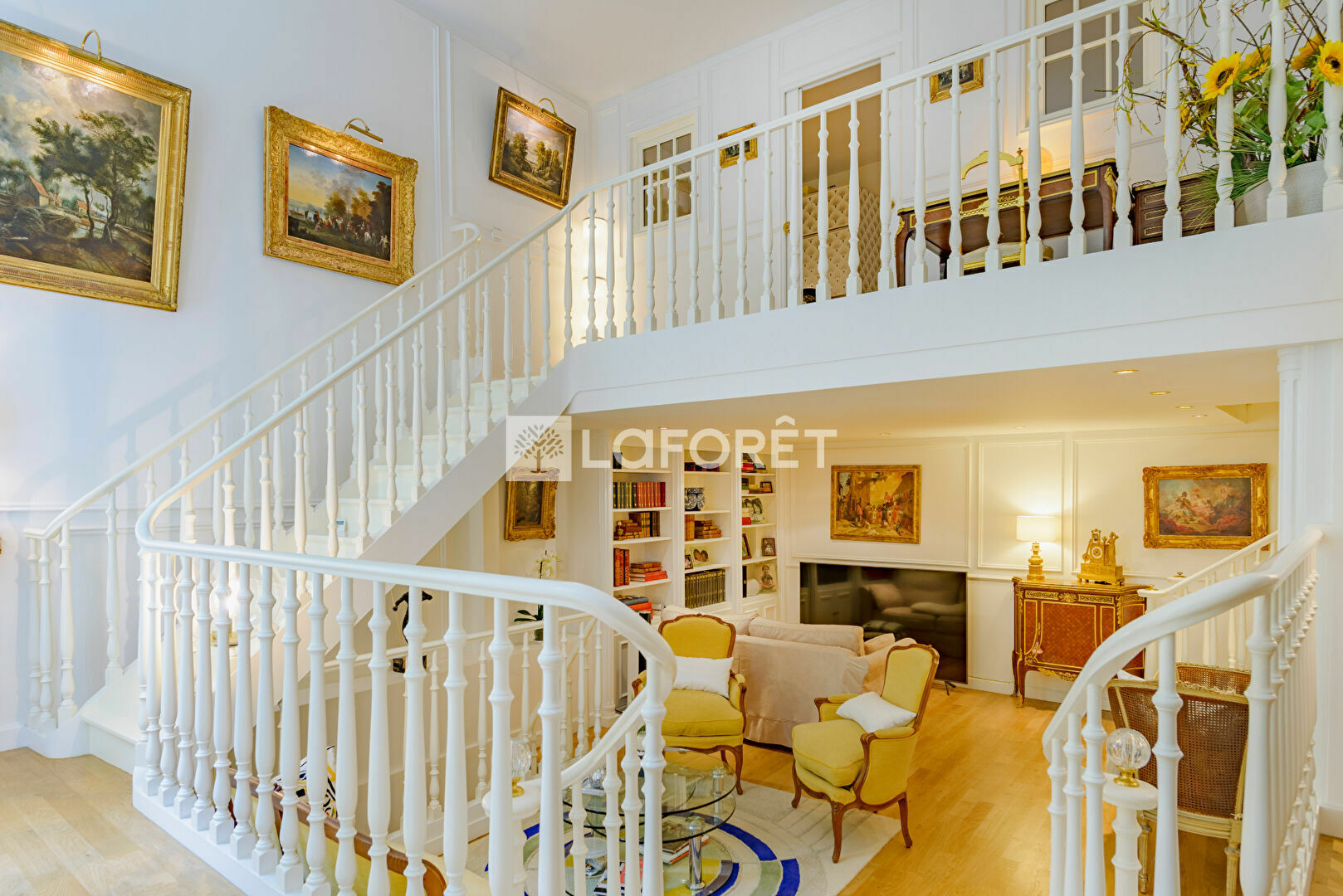 Transformez votre appartement à Paris 75004 : Découvrez nos artisans rénovation ! confiez la rénovation de votre appartement dans le 75004 à des experts ! bénéficiez de conseils personnalisés, d'un suivi complet et de solutions adaptées à vos besoins pour un intérieur moderne et fonctionnel.