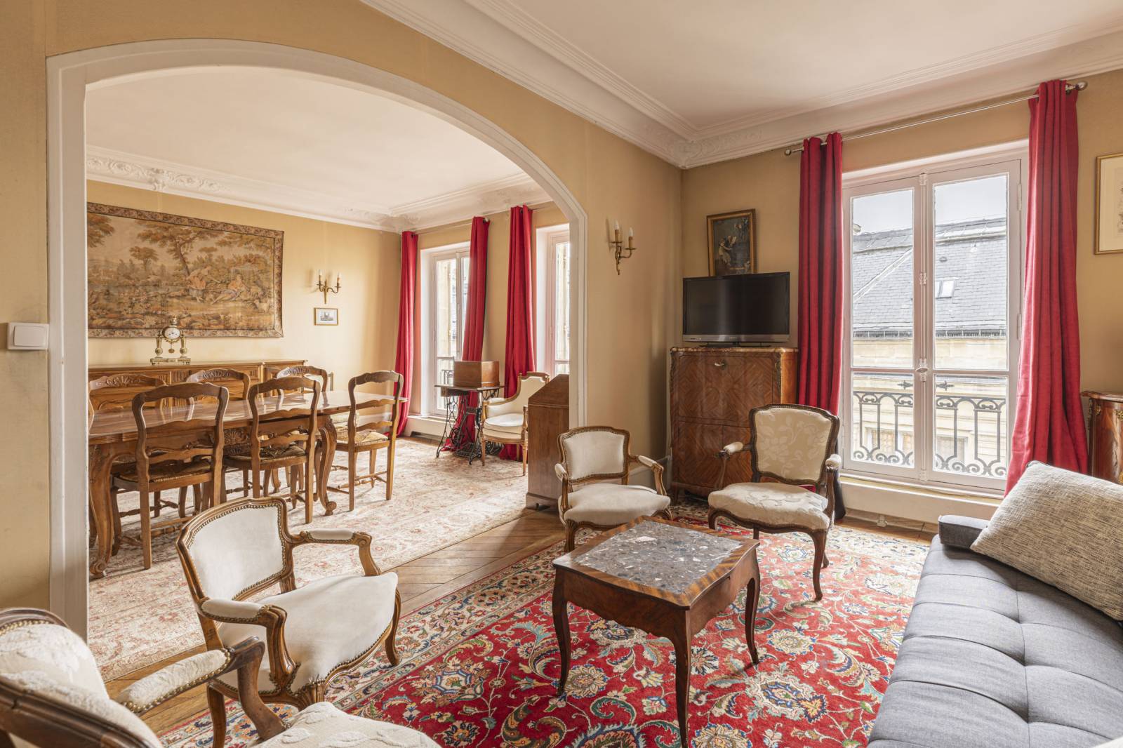 d&eacute;couvrez les meilleures solutions de r&eacute;novation pour votre appartement ancien &agrave; paris 75004. transformez votre espace avec &eacute;l&eacute;gance tout en pr&eacute;servant son charme historique. obtenez des conseils d
