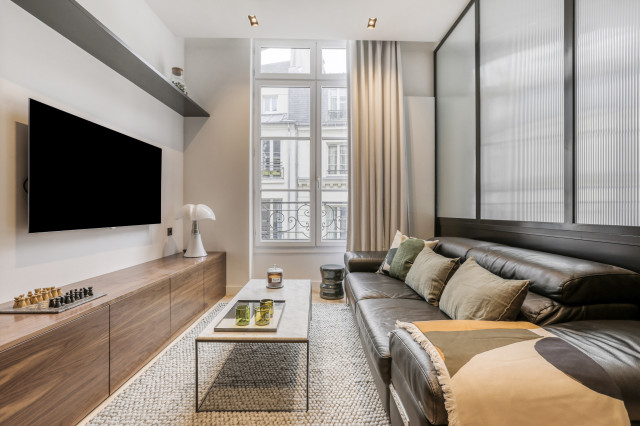 découvrez notre expertise en rénovation d'appartements à paris 4. transformez votre espace de vie avec des solutions sur mesure alliant modernité et confort. contactez-nous pour un devis personnalisé.