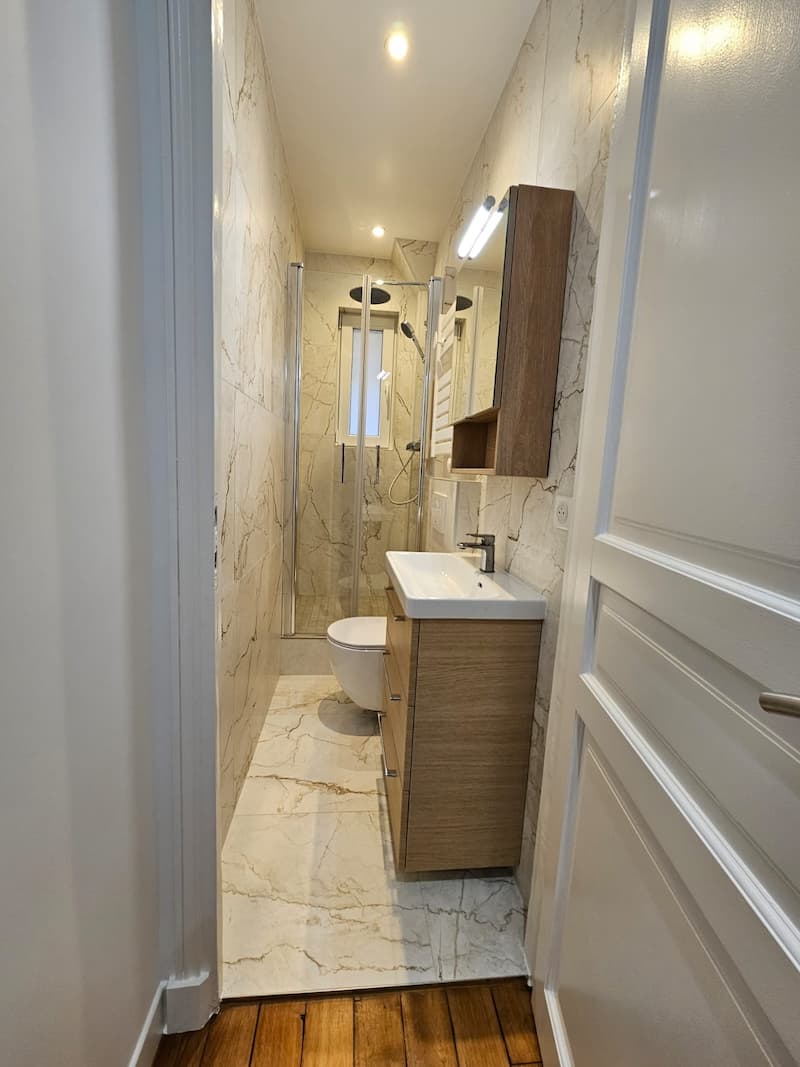 confiez la r&eacute;novation premium de votre appartement dans le 75004 &agrave; des experts. prestations haut de gamme, design sur mesure et finitions impeccables pour un int&eacute;rieur d&rsquo;exception.