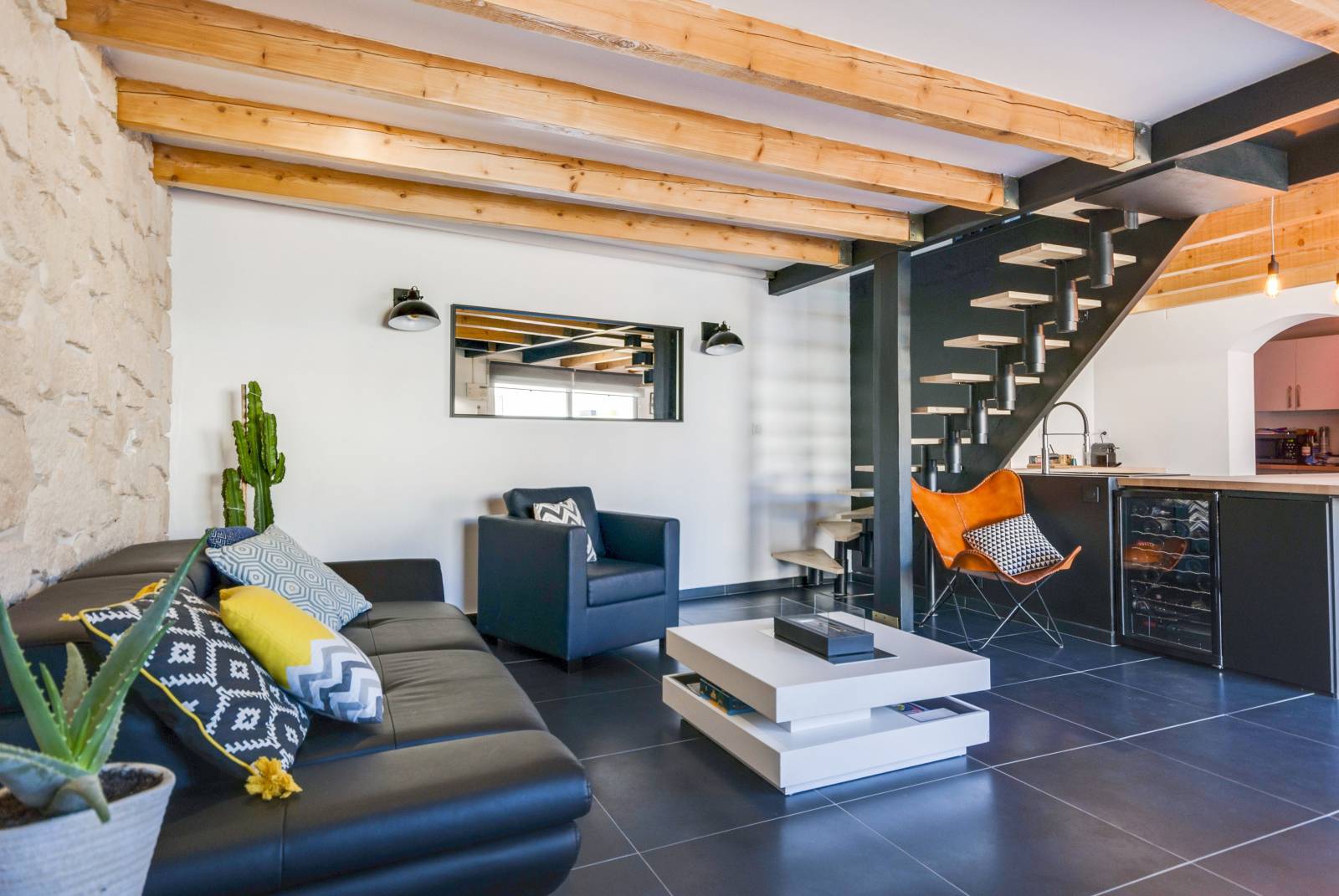 Rénovation complète d'appartements à Paris 12ème : Faites confiance à des experts confiez la rénovation de votre appartement à paris 12 à des experts qualifiés. devis gratuit, conseils personnalisés et travaux de qualité pour sublimer votre intérieur.