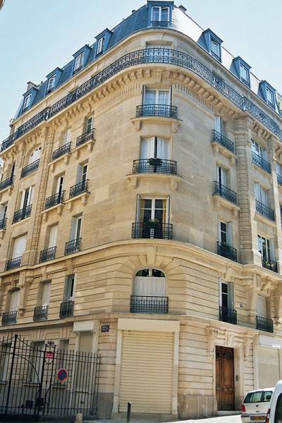 building renovation company Paris 75004 découvrez nos services de rénovation de bâtiment à paris 75004, alliant expertise et savoir-faire pour transformer votre espace selon vos besoins. que ce soit pour une remise à neuf, une modernisation ou une réhabilitation, notre équipe dévouée est là pour réaliser vos projets avec qualité et professionnalisme.