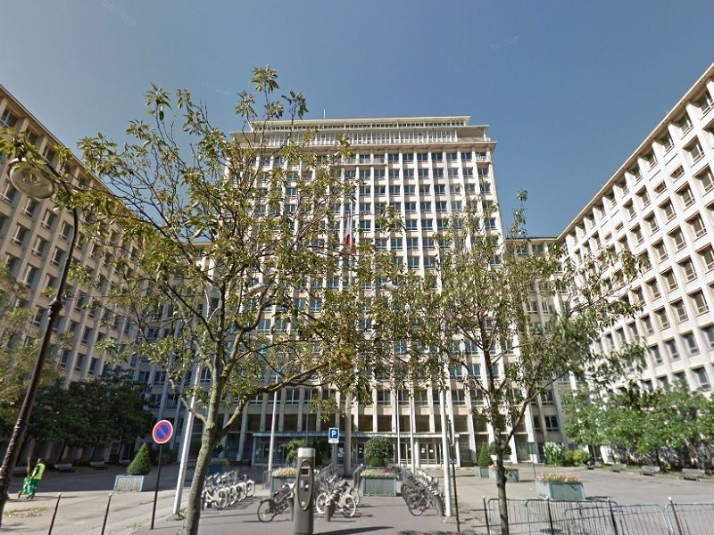 entreprise spécialisée en rénovation de bâtiment à paris 75004 : travaux de qualité, modernisation, transformation d'appartements, maisons et locaux professionnels. devis gratuit et accompagnement sur mesure.