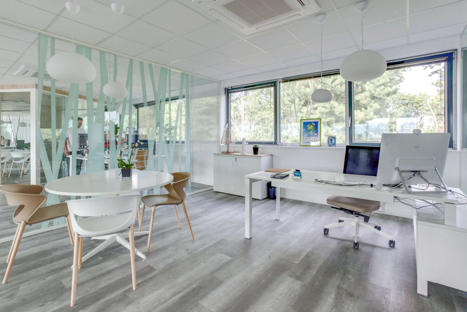 Rénovation de bureaux : un challenge dans le 4ème arrondissement découvrez nos services de rénovation de bureaux dans le 4ème arrondissement : transformation de vos espaces professionnels pour plus de confort, modernité et efficacité. devis gratuit et accompagnement sur-mesure.