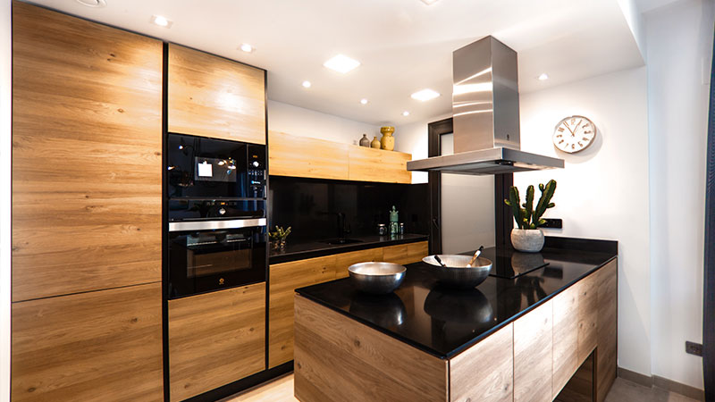 confiez la r&eacute;novation de votre cuisine moderne &agrave; paris &agrave; des experts. profitez d&rsquo;un design contemporain, de mat&eacute;riaux de qualit&eacute; et d&rsquo;un accompagnement personnalis&eacute; pour transformer votre espace de vie.