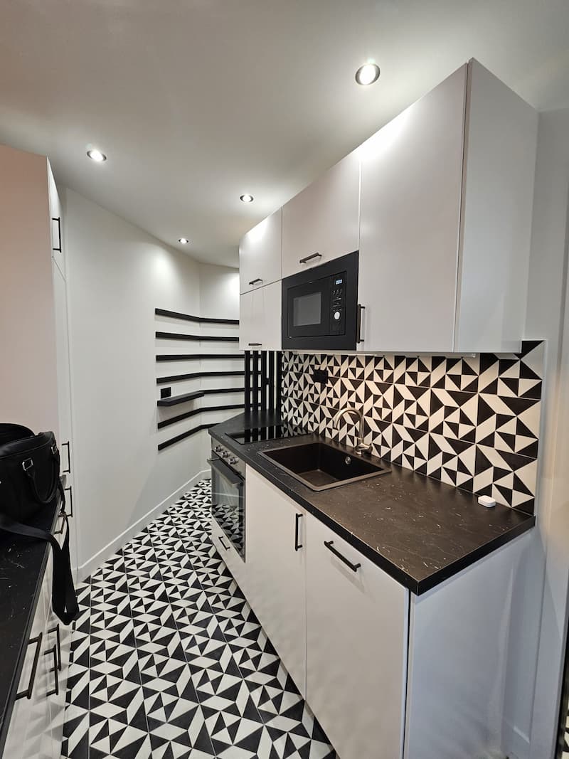 d&eacute;couvrez notre service de r&eacute;novation de cuisine &agrave; paris 75004. transformez votre espace culinaire avec des designs modernes et fonctionnels, adapt&eacute;s &agrave; vos besoins et &agrave; votre style. contactez-nous pour un devis gratuit!