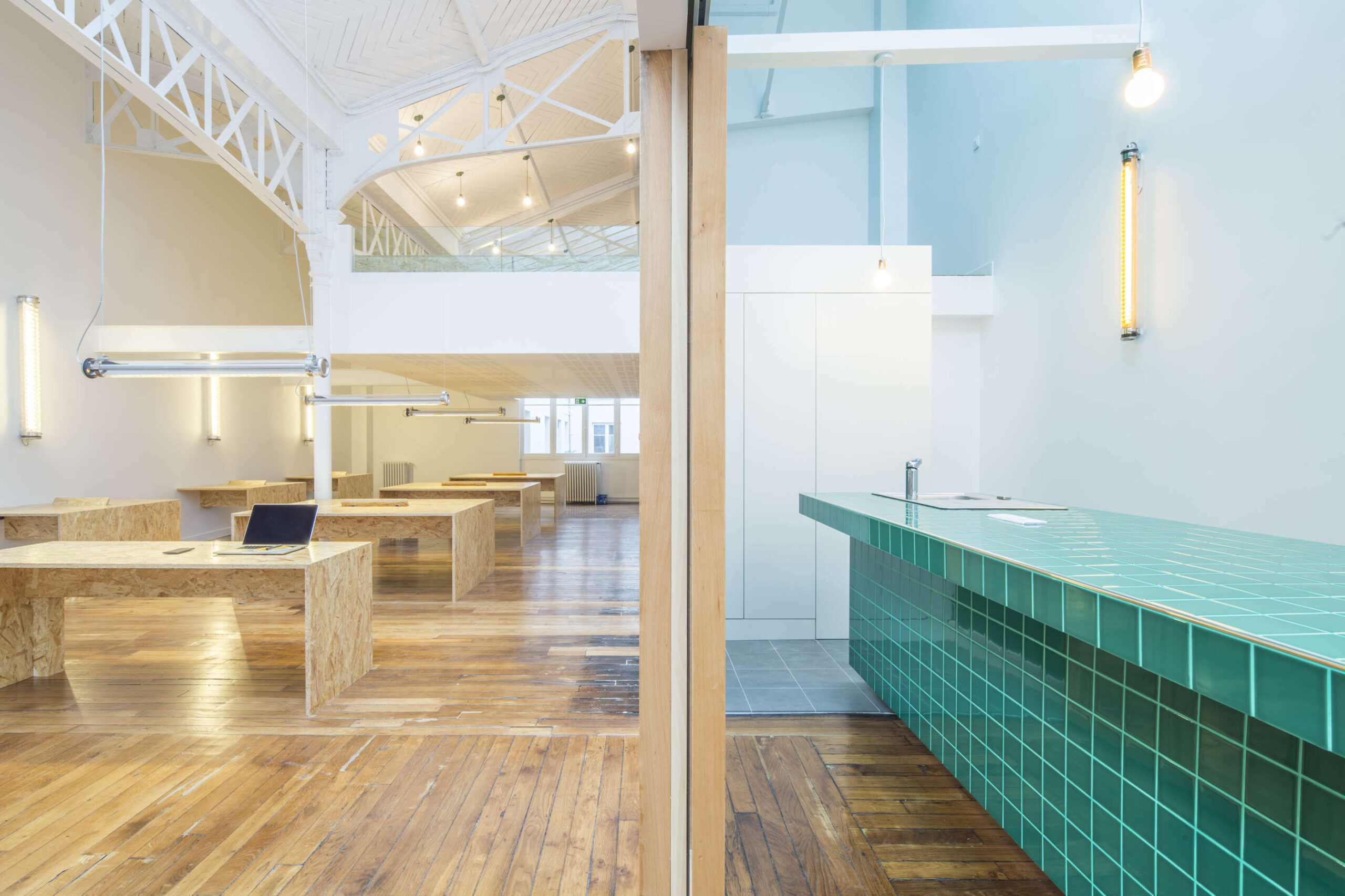 Rénovation de maison à Paris 75004 : guide des meilleures entreprises pour vos projets en 2025. confiez la rénovation de votre maison à paris 75004 à des experts en 2025. qualité, conseils personnalisés et suivi de chantier pour transformer votre habitat selon vos envies.