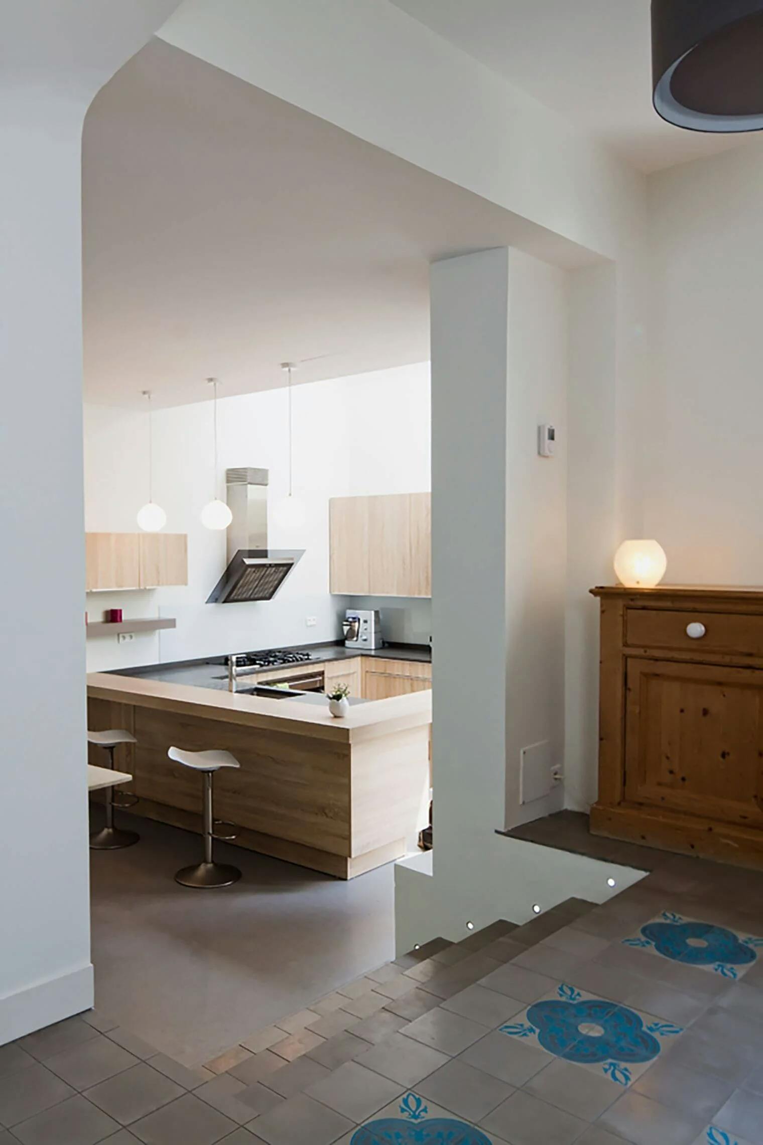 Rénovation de maison à Paris 75004 : le guide des coûts découvrez les coûts de rénovation pour une maison à paris 75004 : estimation des prix, conseils pour optimiser votre budget, et astuces pour réussir vos travaux dans le marais.