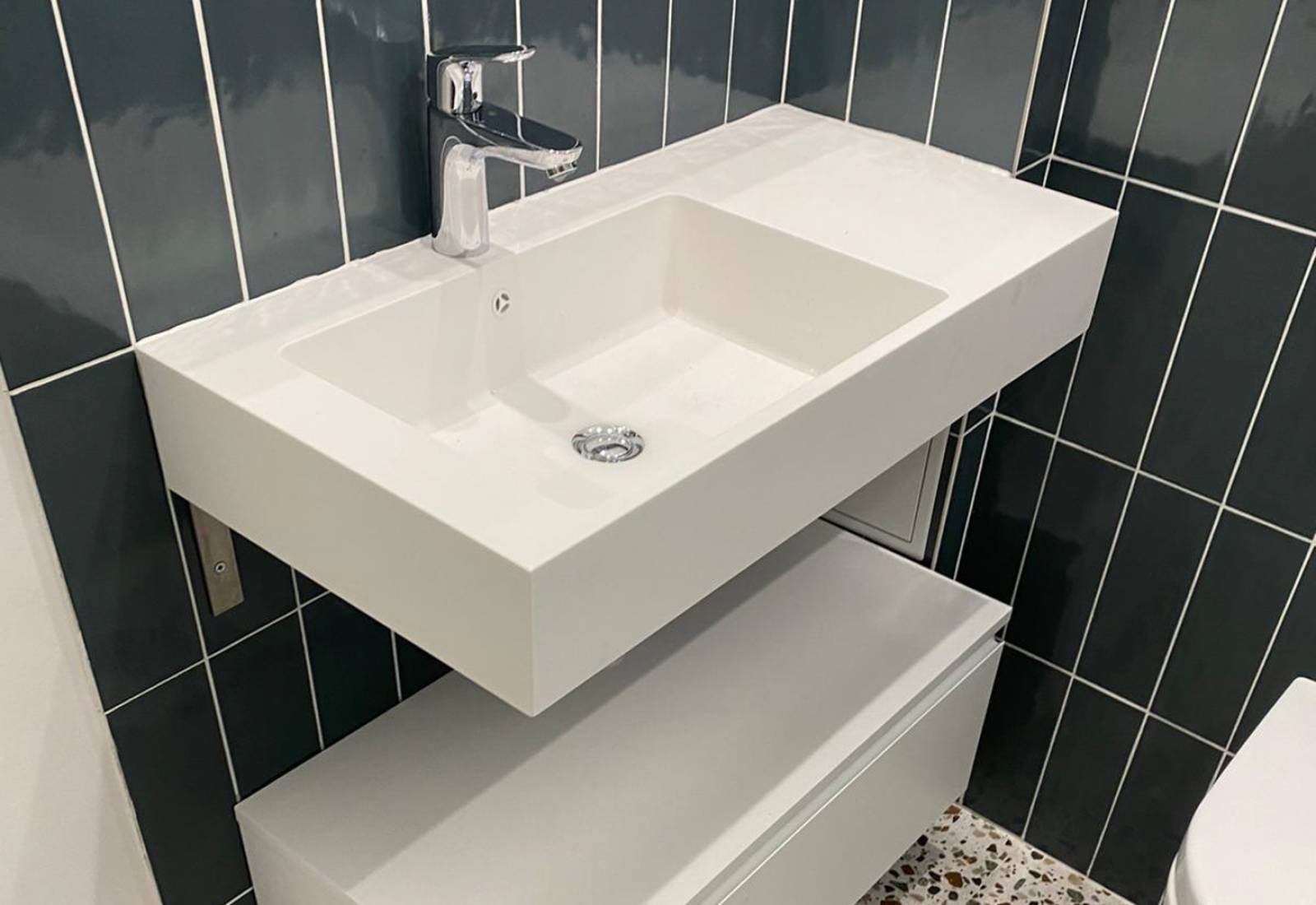 rénovation salle de bain à 75004 transformez votre salle de bain dans le 75004 avec nos services de rénovation sur mesure. profitez d'un design moderne, fonctionnel et esthétique pour un espace de bien-être. contactez-nous pour un devis gratuit!