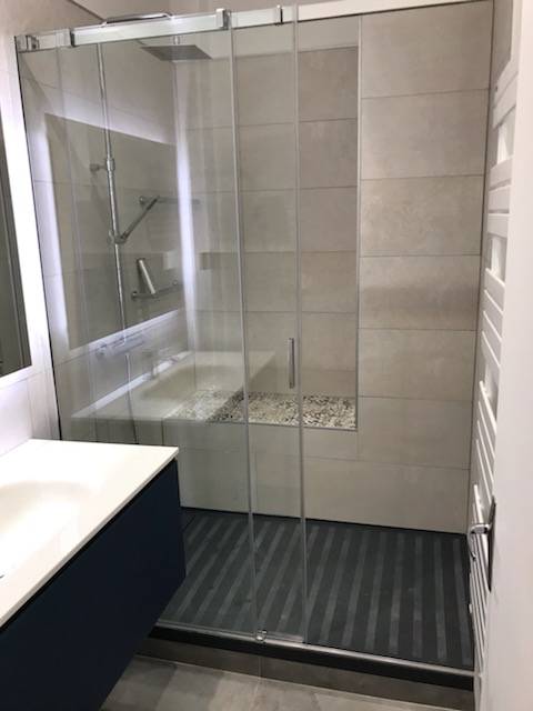 rénovation salle de bain dans le Paris 75004 découvrez nos services de rénovation de salle de bain dans le 75004. transformez votre espace avec style et funcionalité grâce à nos experts en aménagement qui vous accompagnent dans chaque étape de votre projet.
