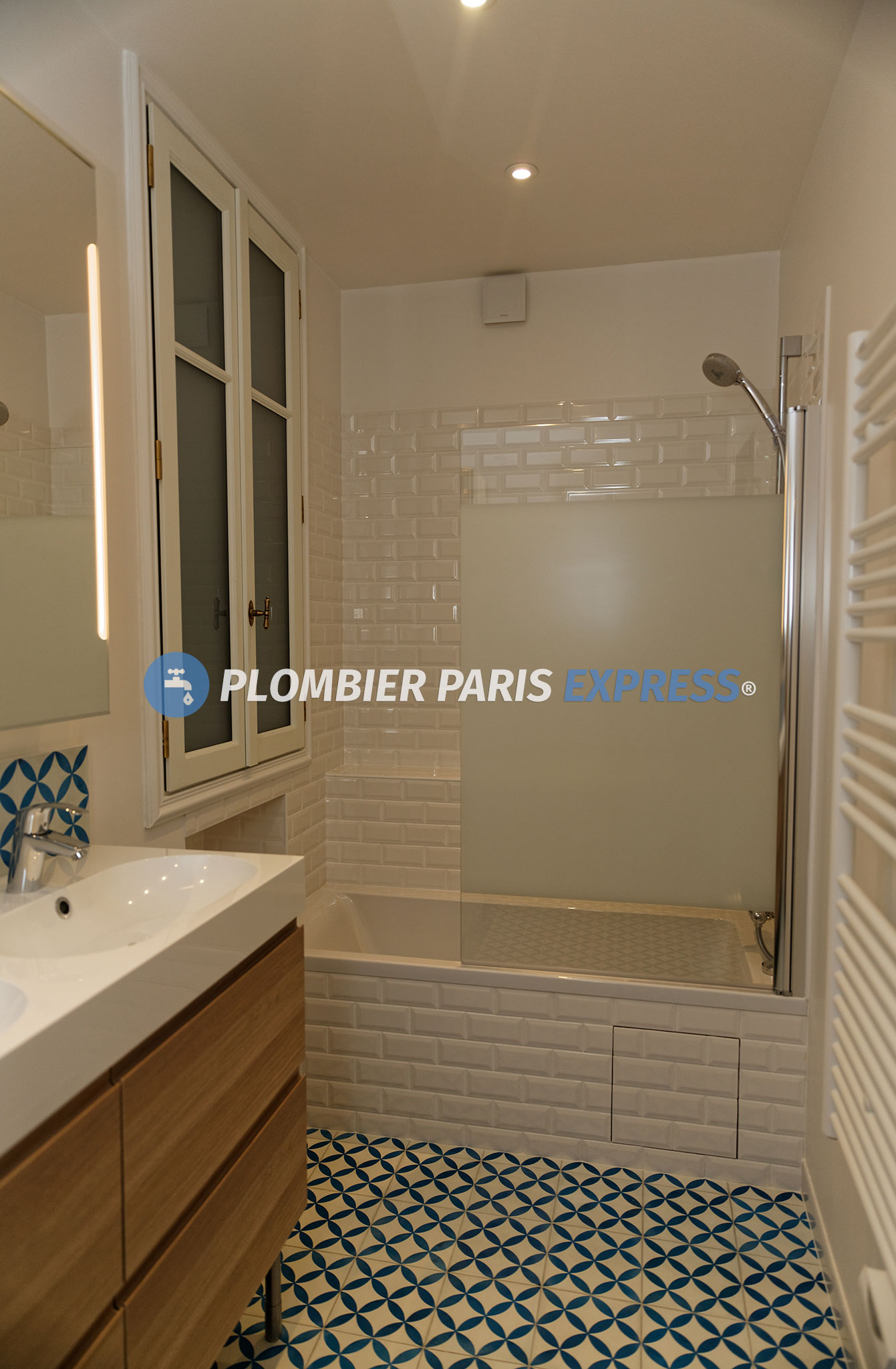 rénovation salle de bain clé en main Paris 75004 découvrez nos services de rénovation de salle de bain à paris. transformez votre espace avec des designs modernes et fonctionnels, adaptés à vos besoins. contactez-nous pour un devis gratuit et redonnez vie à votre salle de bain!