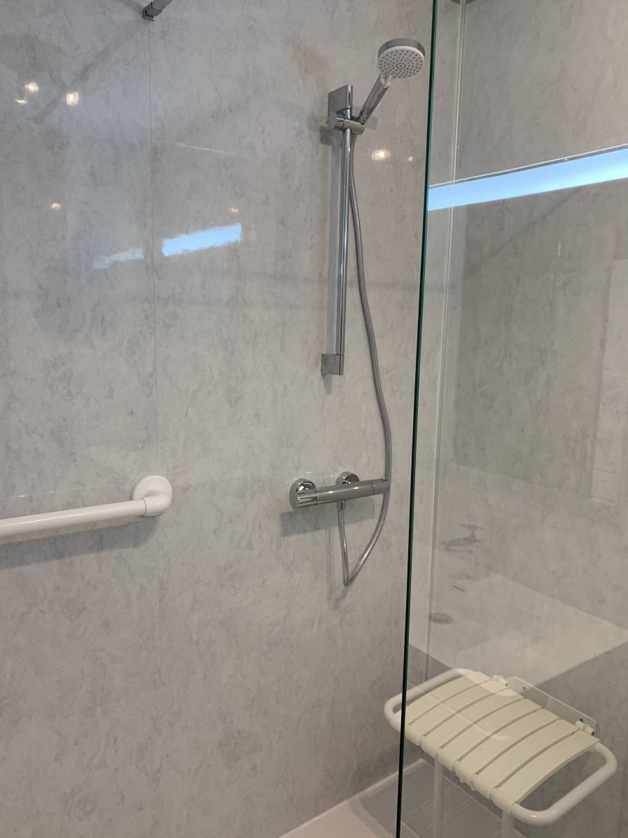 Rénovation de salle de bains à Paris 75004 : conseils pratiques confiez la rénovation de votre salle de bains à paris 75004 à nos experts. modernisation, pose de carrelage, plomberie et aménagement sur-mesure pour un espace fonctionnel et design.