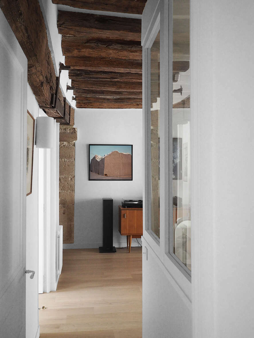 rénovation studio haut de gamme 75004 découvrez nos services de rénovation de studio dans le 75004. transformez votre espace avec des designs modernes et fonctionnels tout en maximisant votre confort. contactez-nous pour une expertise sur mesure!