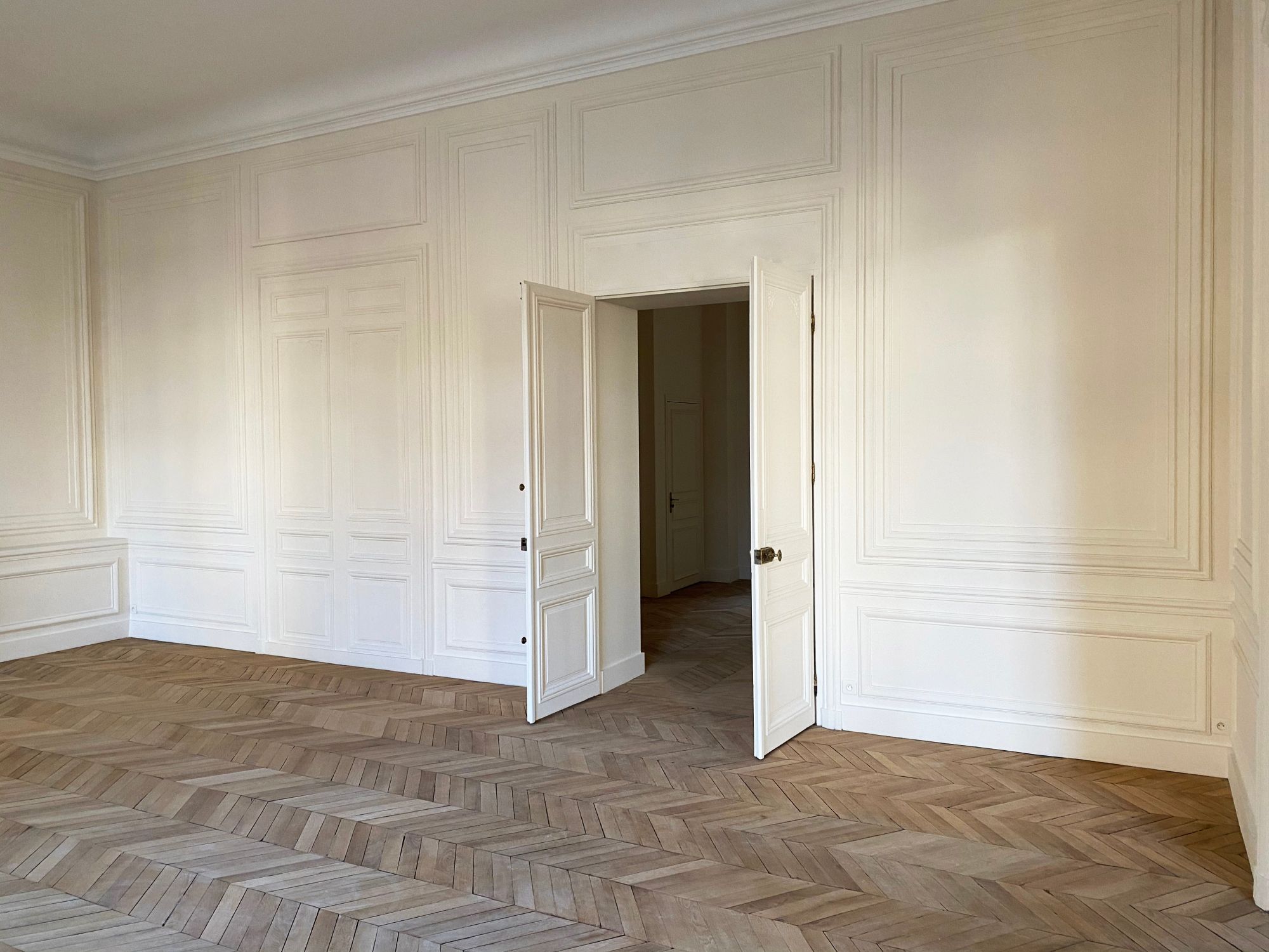 rénovations d'intérieur Paris 75004 découvrez nos services de rénovations intérieures à paris 75004. transformez votre espace de vie avec des solutions sur mesure et un savoir-faire de qualité. contactez-nous pour donner une nouvelle vie à votre intérieur !
