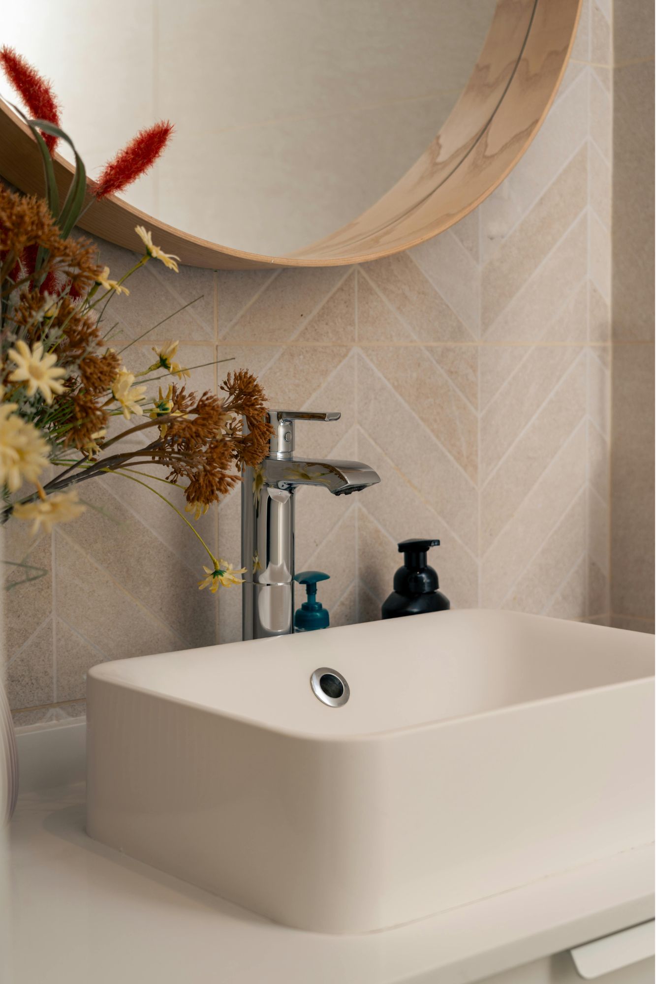 Comment rénover votre salle de bain à Paris 75004 en 2025 ? transformez votre salle de bain à paris en 2025 avec nos services de rénovation sur mesure. profitez d
