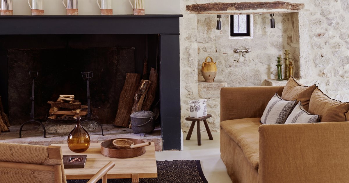 Aménagement intérieur : astuces pour rendre votre salon plus accueillant découvrez comment transformer votre espace en un salon accueillant, chaleureux et convivial, pour recevoir famille et amis dans une ambiance confortable et harmonieuse.