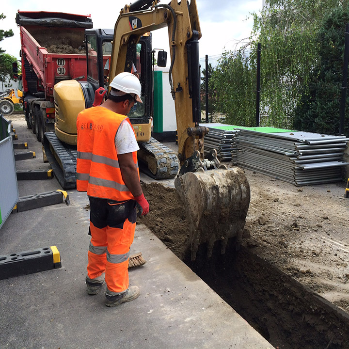 Les services spécialisés pour vos travaux à Paris 75004 découvrez nos services de travaux à paris 75004 : rénovation, plomberie, électricité, peinture et aménagement intérieur. interventions rapides, devis gratuit et travail de qualité pour particuliers et professionnels.