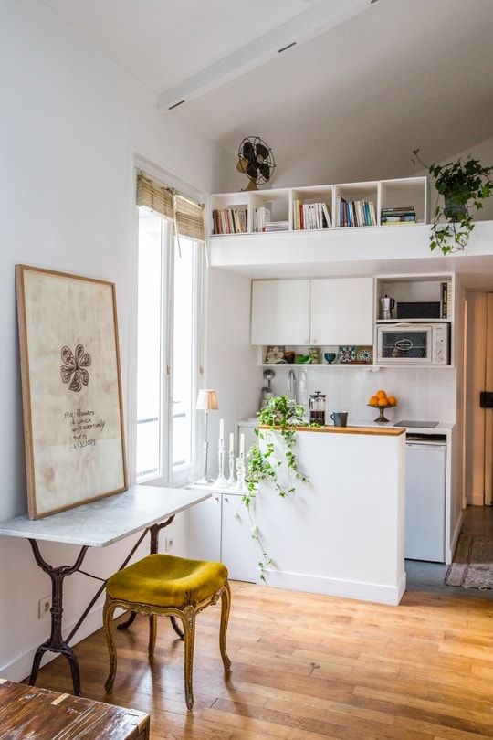 d&eacute;couvrez nos id&eacute;es et conseils pratiques pour am&eacute;nager un studio de 16m2 confortable et fonctionnel. astuces gain de place, mobilier adapt&eacute; et inspirations d&eacute;co pour optimiser votre petit espace.