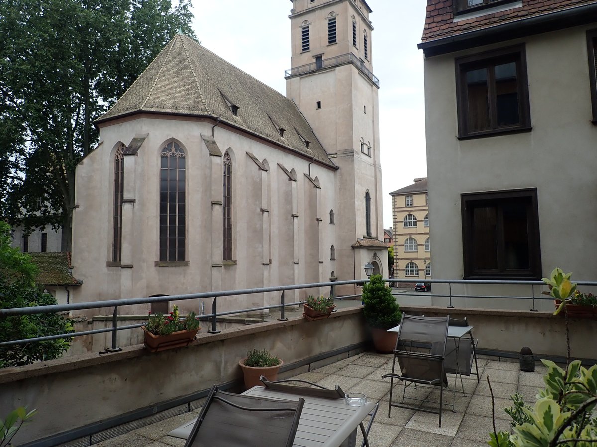 L'Hôtel de l'Ill à Strasbourg : un espace en pleine métamorphose découvrez la transformation de l