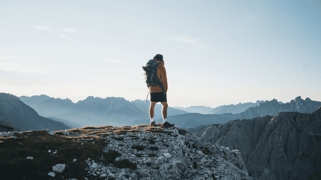 Investir dans un chalet ou un appartement en station de ski : une décision financière judicieuse ? découvrez pourquoi investir en station de ski est une opportunité rentable : conseils pour choisir le bon emplacement, maximiser vos revenus locatifs et profiter d’un marché dynamique, été comme hiver.