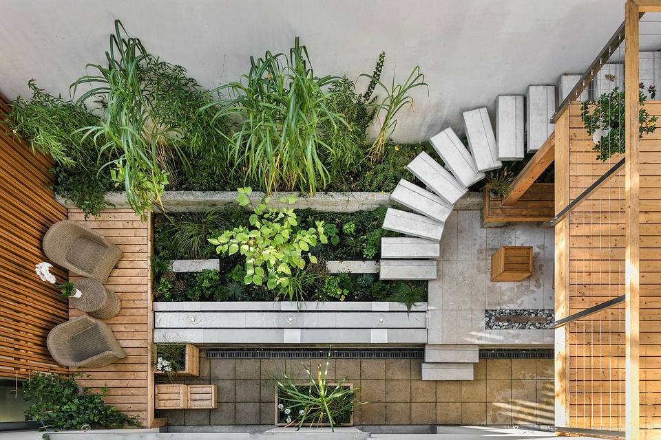 Les plantes à intégrer dans votre rénovation à Paris 75004 découvrez nos solutions de rénovation intérieure à paris 75004 avec intégration de plantes pour un espace moderne et naturel. faites entrer la verdure dans votre projet!