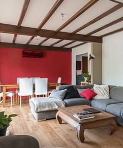 Rénover un appartement à la montagne : conseils et astuces pour 2025 découvrez nos conseils et idées pour la rénovation d’appartement à la montagne en 2025 : tendances, aménagements astucieux, matériaux adaptés et astuces déco pour transformer votre espace en un cocon chaleureux et moderne.