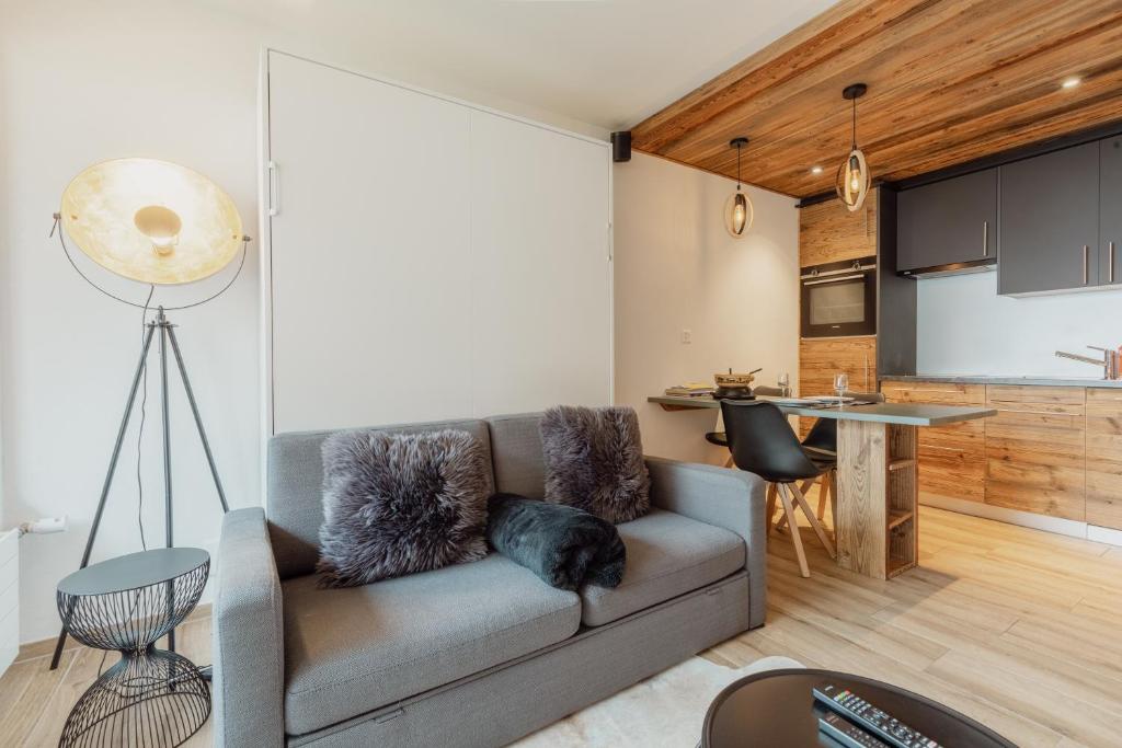 Rénover un appartement à la montagne : conseils et astuces pour 2025 découvrez nos conseils et idées pour la rénovation de votre appartement à la montagne en 2025 : tendances, astuces déco et solutions pour optimiser espace et confort dans votre résidence alpine.