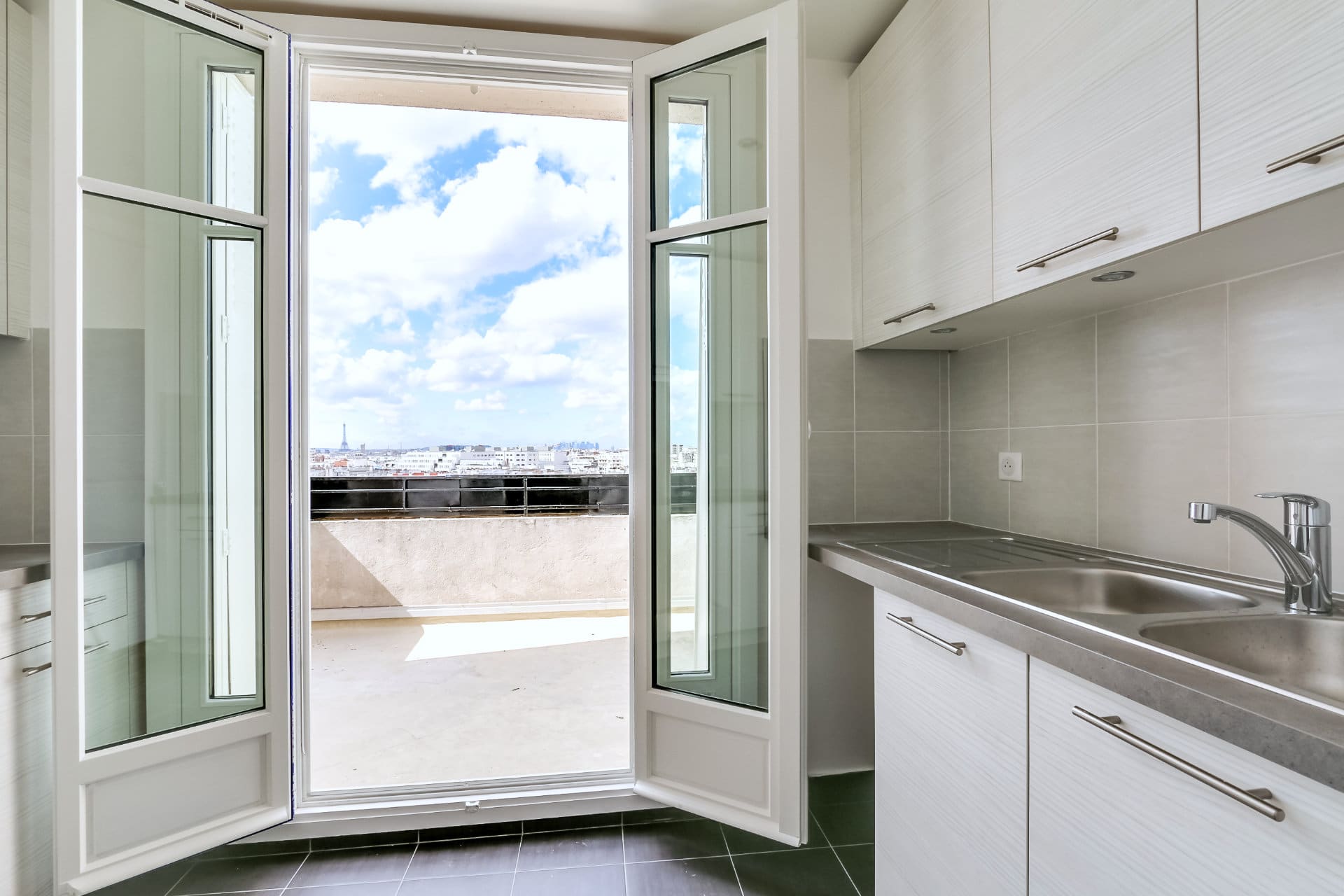 Rénovation d’un appartement à Paris 4 : des solutions innovantes confiez la rénovation de votre appartement à paris 4 à des experts. devis sur mesure, travaux de qualité, respect des délais et accompagnement personnalisé pour sublimer votre intérieur.